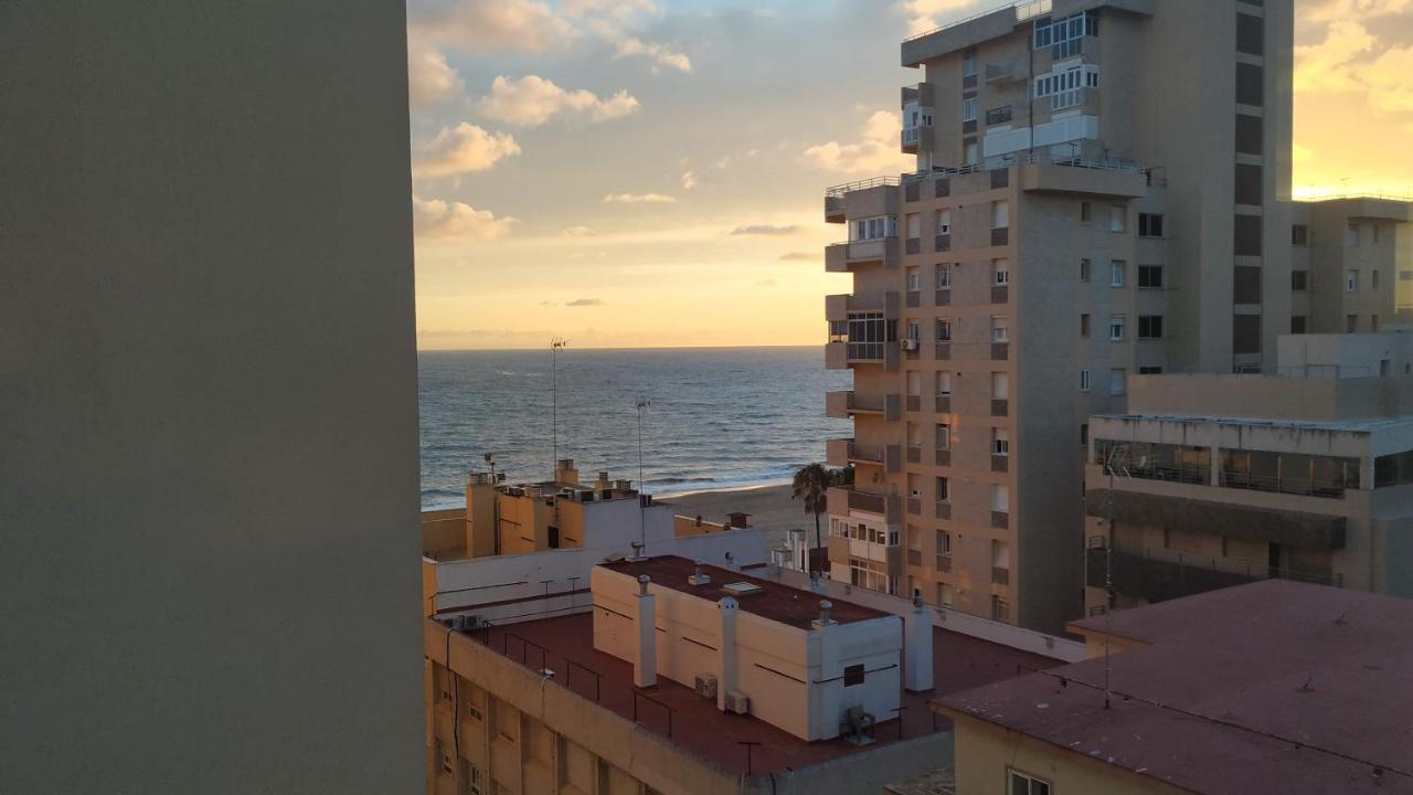 Playa Victoria Ha Apartment Кадис Экстерьер фото